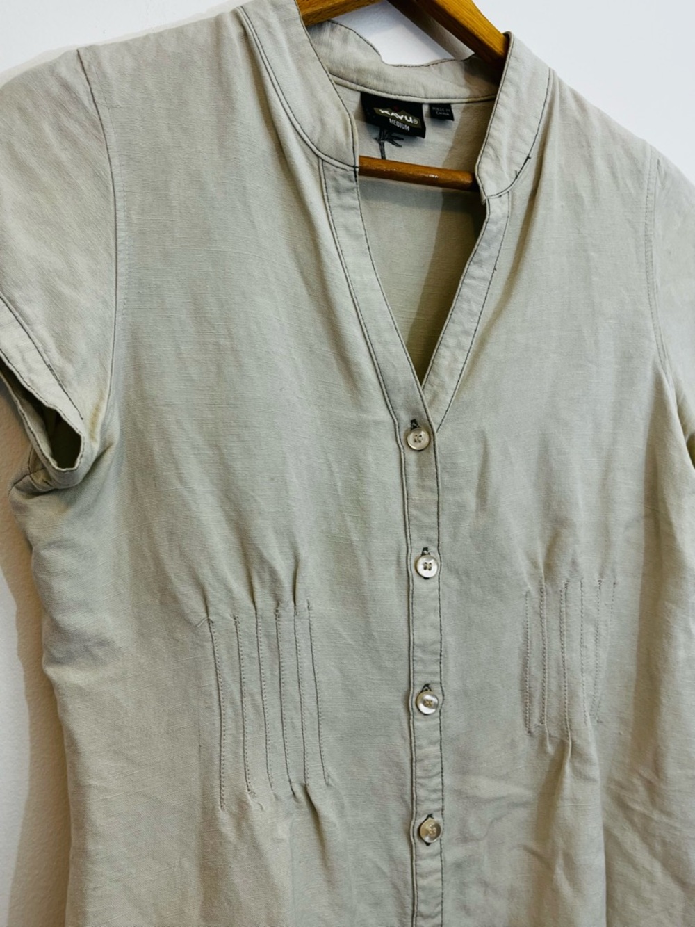 KAVU Bamboo Viscose Button Front Blouse Beige Short Sleeve Top Outdoor Hiking - Picture 2 of 7